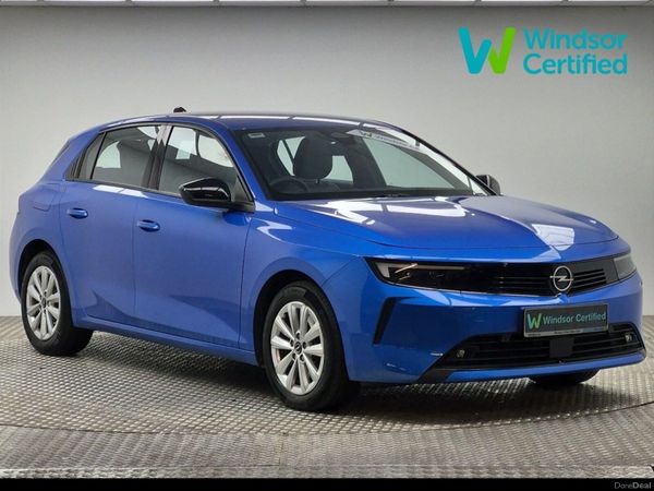 Opel Astra Hatchback, Diesel, 2024, Blue