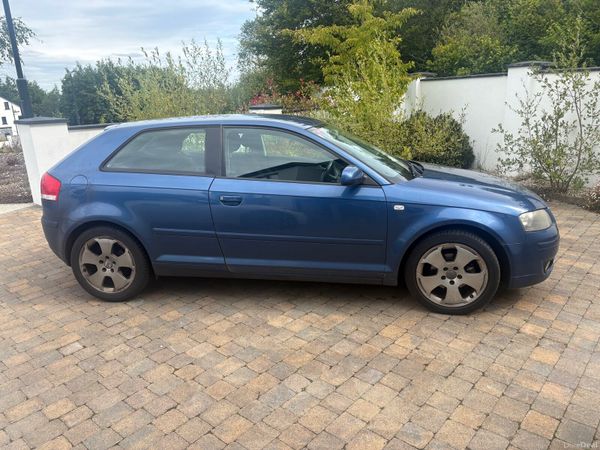 Audi A3 Hatchback, Petrol, 2005, Blue
