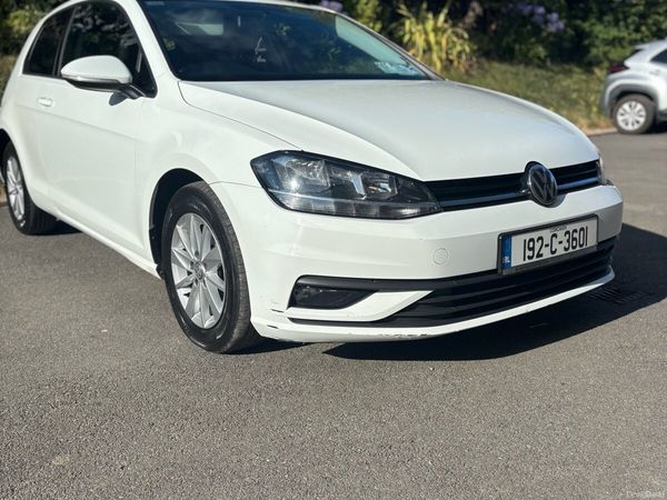 Volkswagen Golf Estate, Diesel, 2019, White