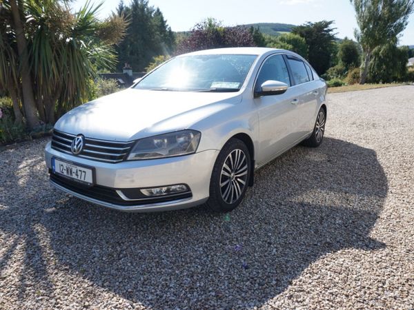 Volkswagen Passat Saloon, Diesel, 2012, Silver