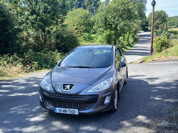 Peugeot 308 Hatchback, Diesel, 2010, Grey