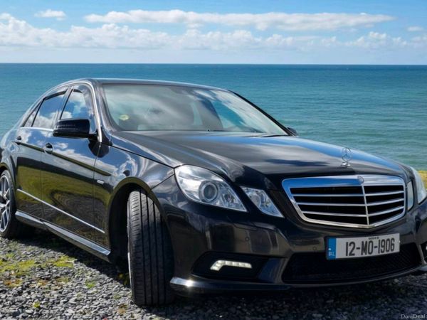 Mercedes-Benz E-Class Saloon, Diesel, 2012, Black