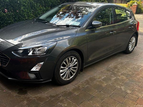 Ford Focus Hatchback, Petrol Hybrid, 2021, Grey