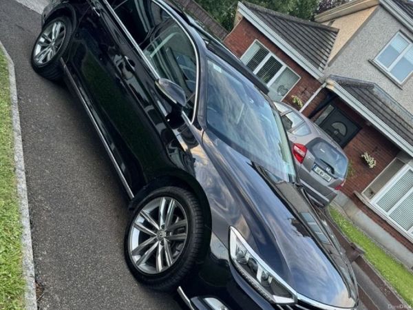 Volkswagen Passat Saloon, Diesel, 2019, Black