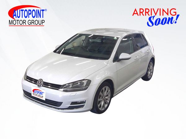 Volkswagen Golf Hatchback, Petrol, 2015, White