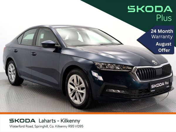Skoda Octavia Saloon, Diesel, 2023, Blue