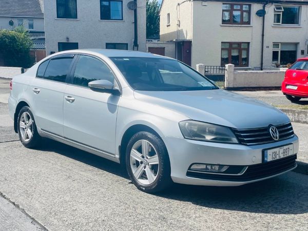 Volkswagen Passat Saloon, Diesel, 2013, Silver