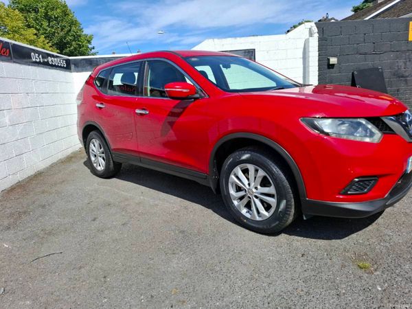 Nissan X-Trail SUV, Diesel, 2016, Red
