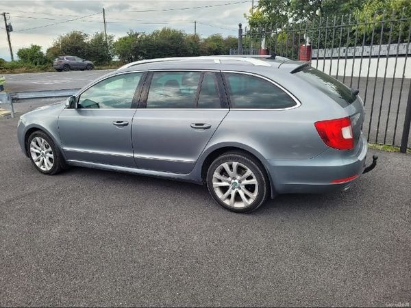 Skoda Superb Estate, Diesel, 2012, Grey