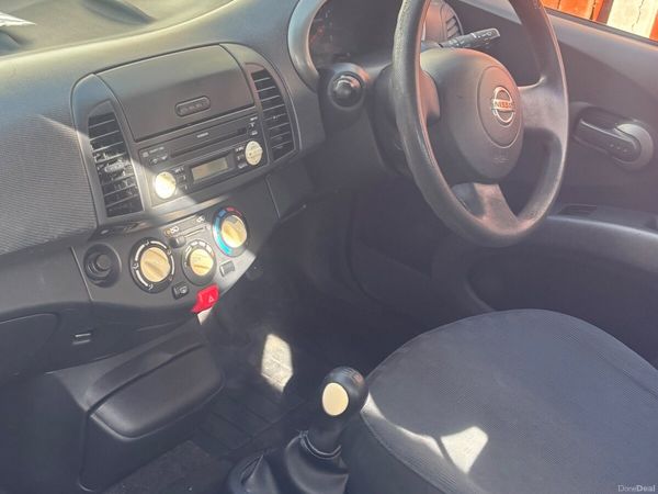 Nissan Micra Hatchback, Petrol, 2005, Blue