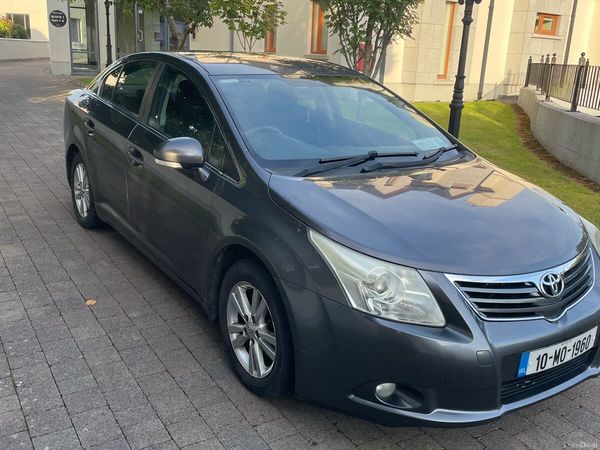 Toyota Avensis Saloon, Diesel, 2010, Grey