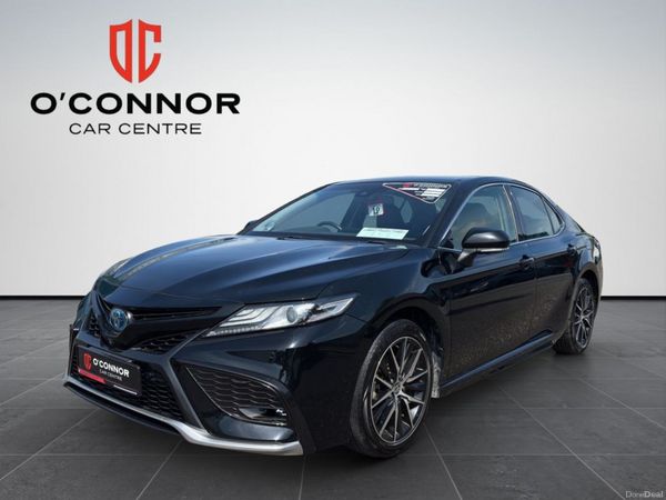 Toyota Camry Saloon, Petrol Hybrid, 2021, Black