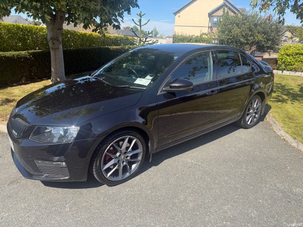 Skoda Octavia Saloon, Diesel, 2016, Black