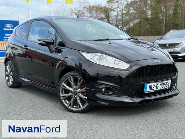 Ford Fiesta Hatchback, Petrol, 2016, Black