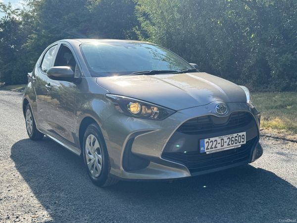 Toyota Yaris Hatchback, Petrol, 2022, Grey