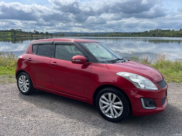 Suzuki Swift Hatchback, Petrol, 2015, Red