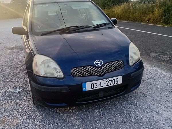 Toyota Yaris Hatchback, Petrol, 2003, Blue