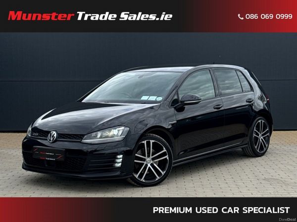 Volkswagen Golf Hatchback, Diesel, 2016, Black