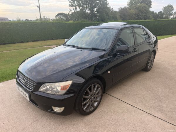 Lexus IS Saloon, Petrol, 2000, Black