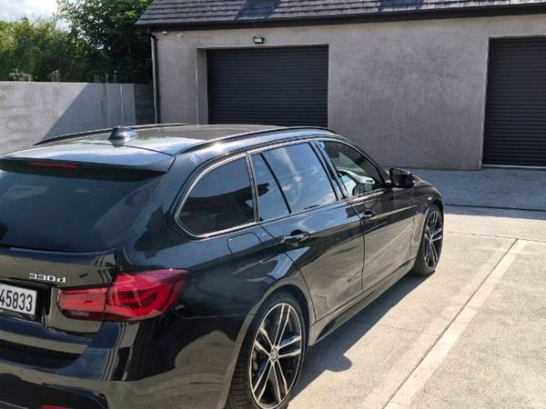 BMW 3-Series Estate, Diesel, 2018, Black