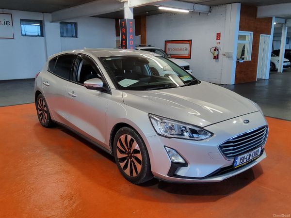 Ford Focus Hatchback, Petrol, 2019, Silver