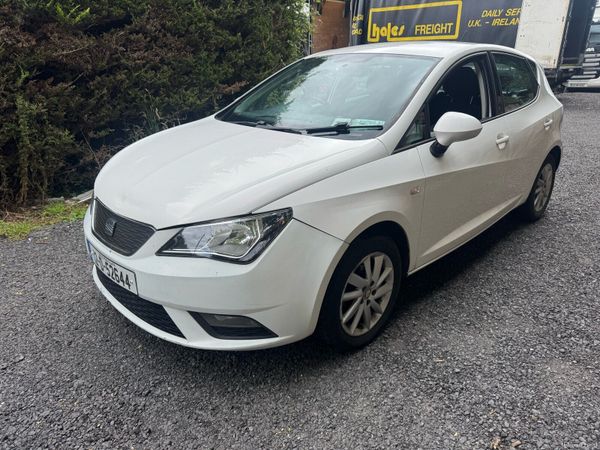 Toyota Corolla Saloon, Petrol, 2012, Silver