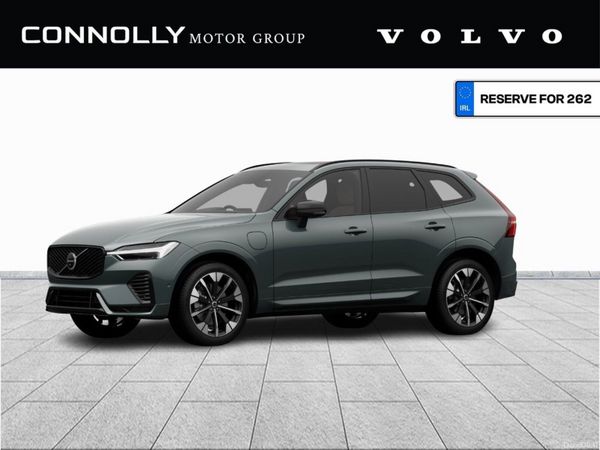 Volvo XC60 SUV, Petrol Plug-in Hybrid, 2026, Green