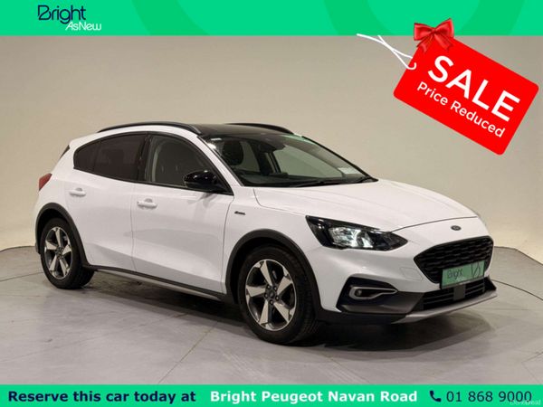 Ford Focus Hatchback, Petrol, 2021, White