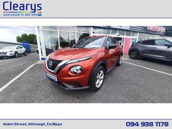 Nissan Juke MPV, Petrol, 2020, Red