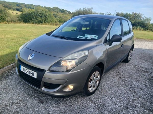 Renault Scenic MPV, Diesel, 2010, Gold