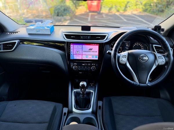 Nissan Qashqai Hatchback, Diesel, 2015, Black