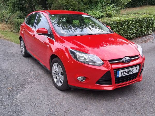 Ford Focus Hatchback, Diesel, 2013, Red