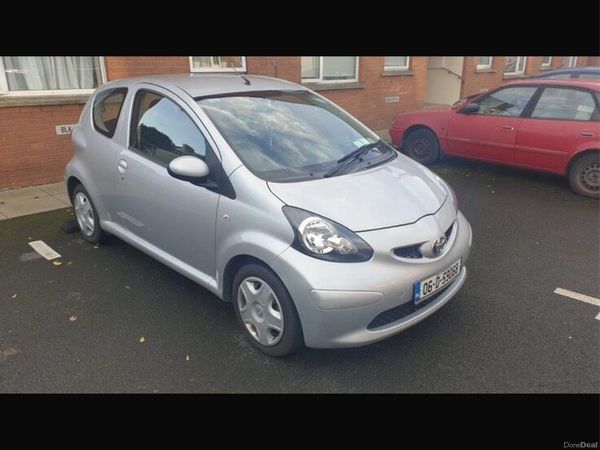 Toyota Aygo Hatchback, Petrol, 2006, Silver