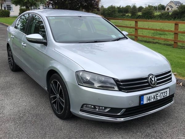 Volkswagen Passat Saloon, Diesel, 2014, Silver