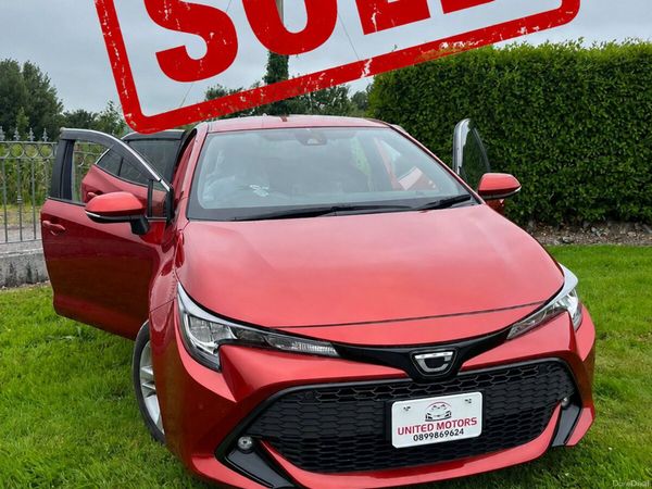 Toyota Corolla Hatchback, Petrol, 2018, Red