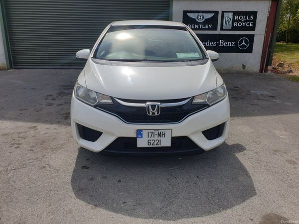 Honda Fit Hatchback, Petrol Hybrid, 2017, White