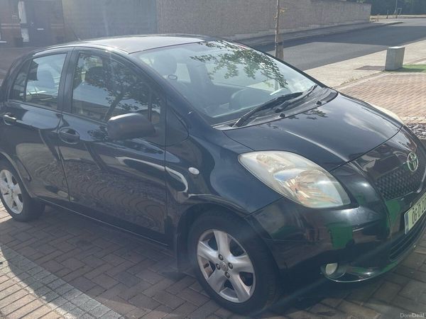 Toyota Yaris Hatchback, Petrol, 2006, Black