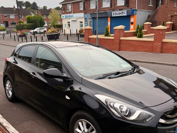 Hyundai i30 Hatchback, Petrol, 2012, Black