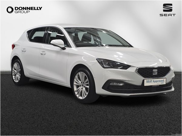 SEAT Leon Hatchback, Petrol, 2023, White