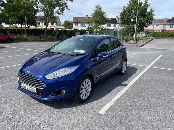 Ford Fiesta Hatchback, Petrol, 2015, Blue