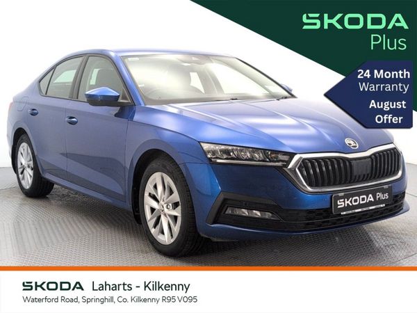 Skoda Octavia Saloon, Diesel, 2023, Blue
