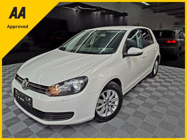 Volkswagen Golf Hatchback, Petrol, 2012, White