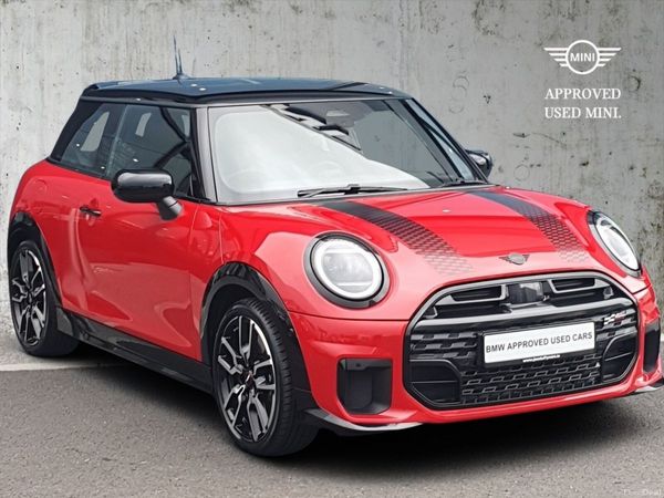 Mini Cooper Hatchback, Petrol, 2024, Red