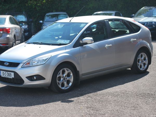 Ford Focus Hatchback, Diesel, 2010, Silver