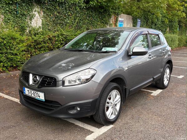 Nissan Qashqai Hatchback, Diesel, 2011, Grey