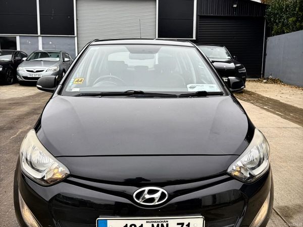 Hyundai i20 Hatchback, Petrol, 2013, Black
