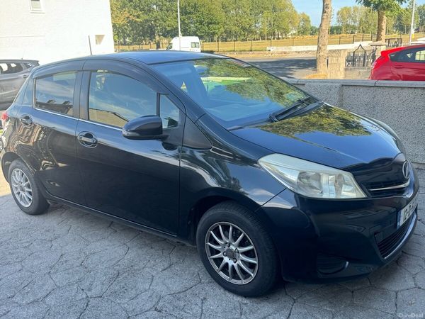 Toyota Vitz Hatchback, Petrol, 2012, Black