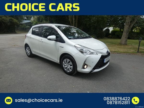 Toyota Yaris Hatchback, Petrol Hybrid, 2017, White