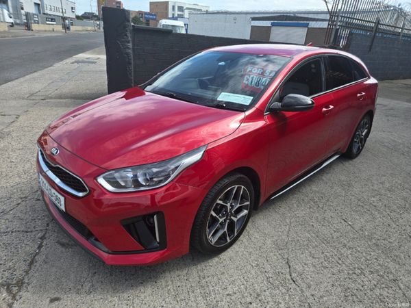 Kia ProCeed Hatchback, Diesel, 2021, Red