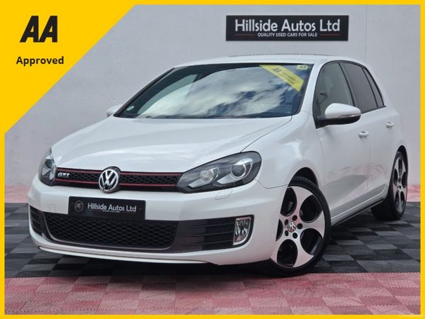 Volkswagen Golf Hatchback, Petrol, 2009, White